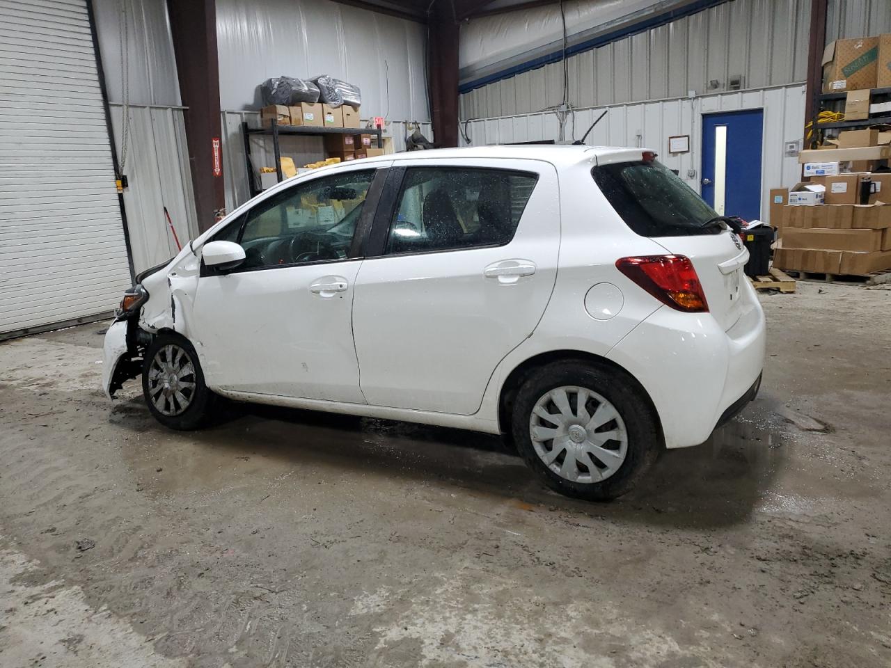 VIN VNKKTUD35GA064963 2016 TOYOTA YARIS no.2