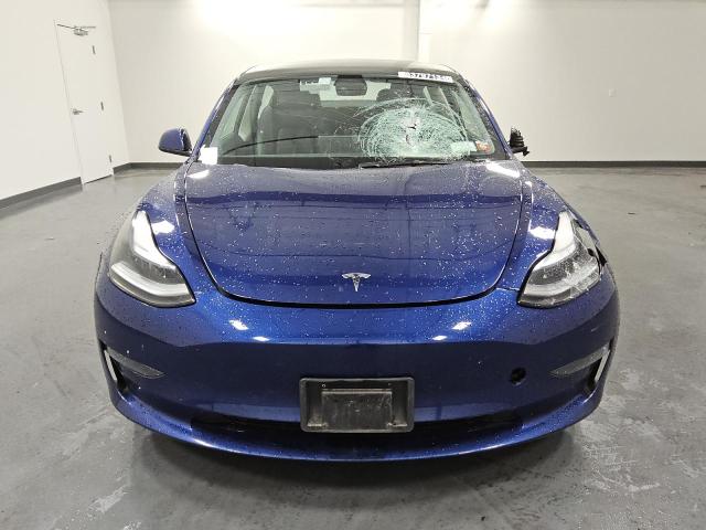  TESLA MODEL 3 2022 Синий