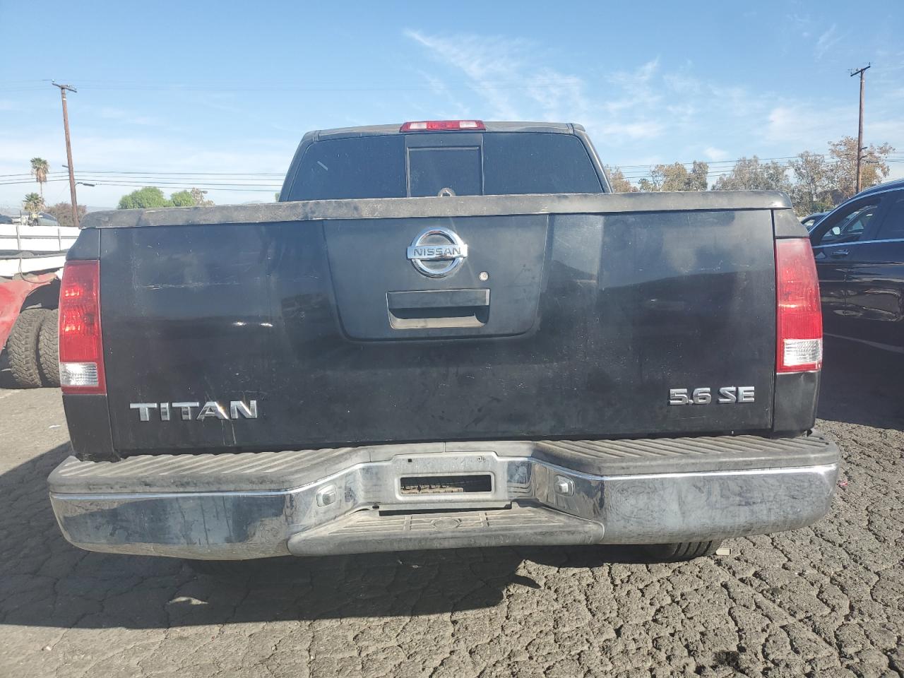 2004 Nissan Titan - Image 6