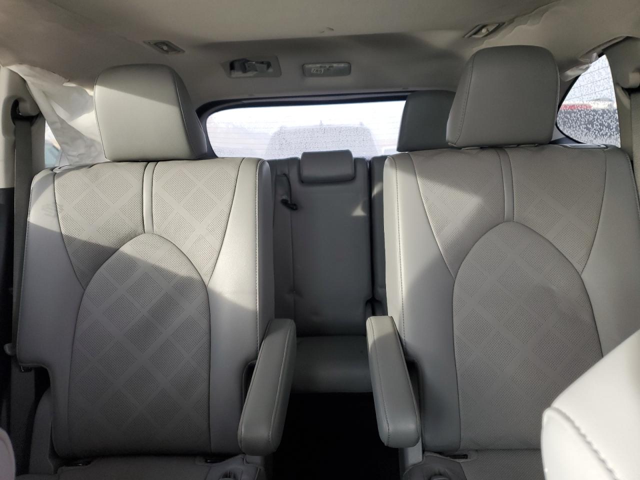 2022 Toyota Highlander Platinum VIN: 5TDFZRBH8NS174409 Lot: 83813594