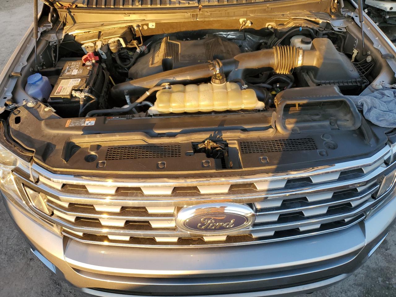 2020 Ford Expedition - Image 12
