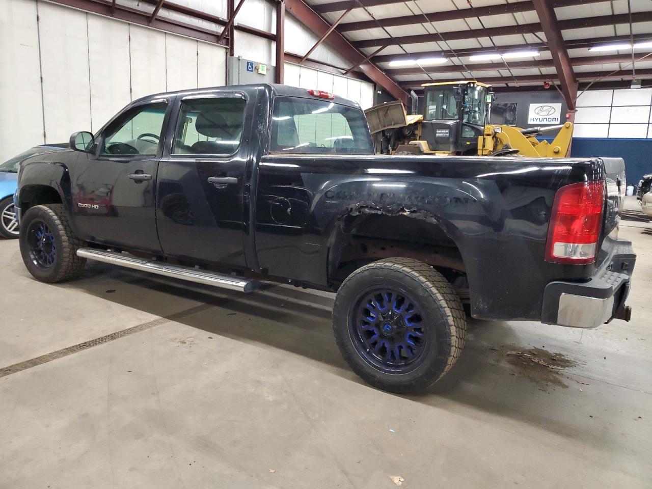 VIN 1GT12ZCG2EF132256 2014 GMC SIERRA no.2