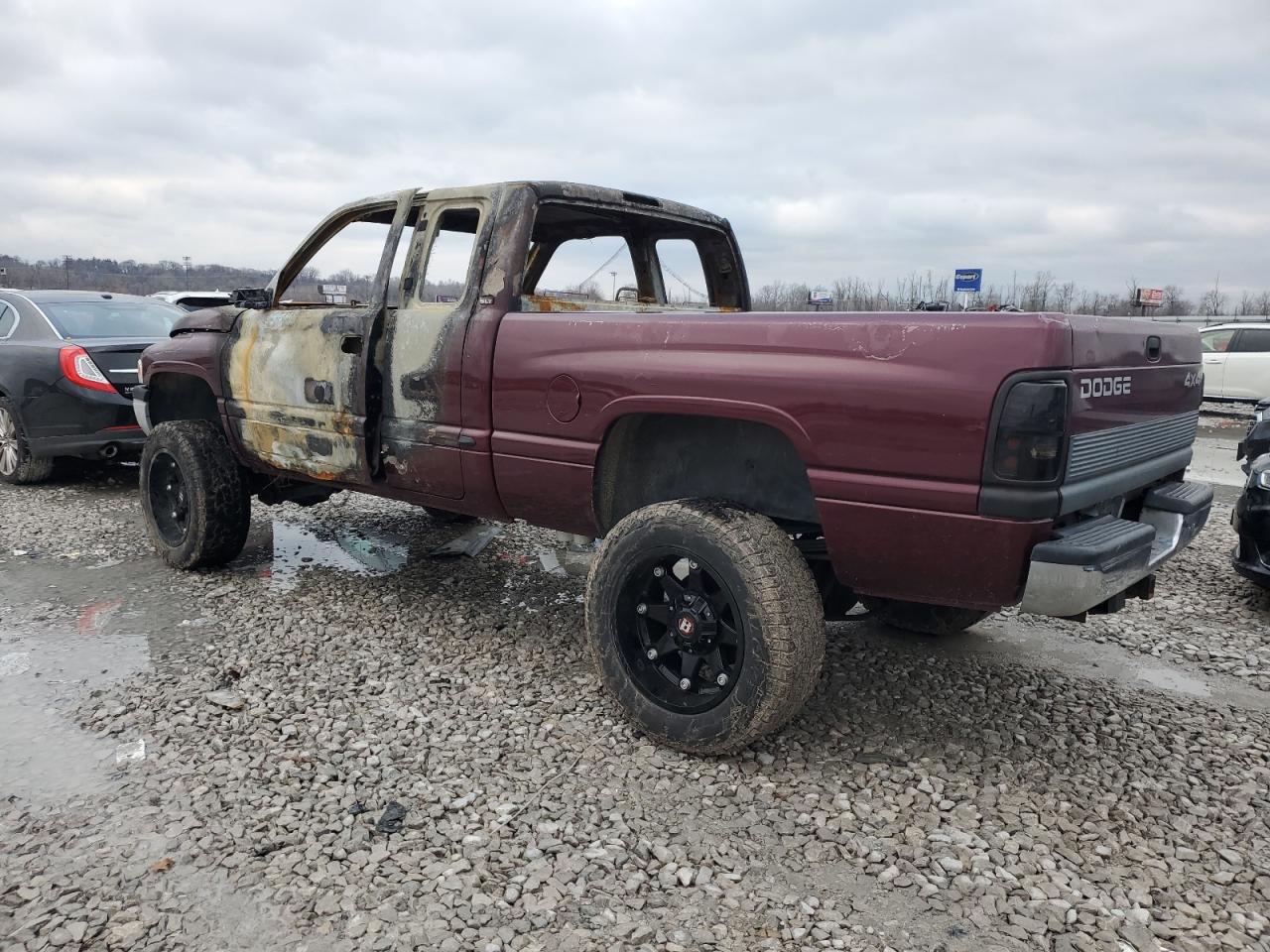 2001 Dodge RAM - Image 2
