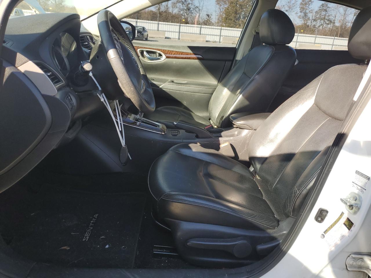 2014 Nissan Sentra - Image 7