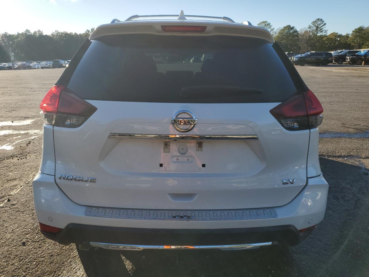 2019 Nissan Rogue - Image 6