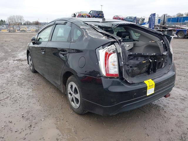 2014 TOYOTA PRIUS HYBR