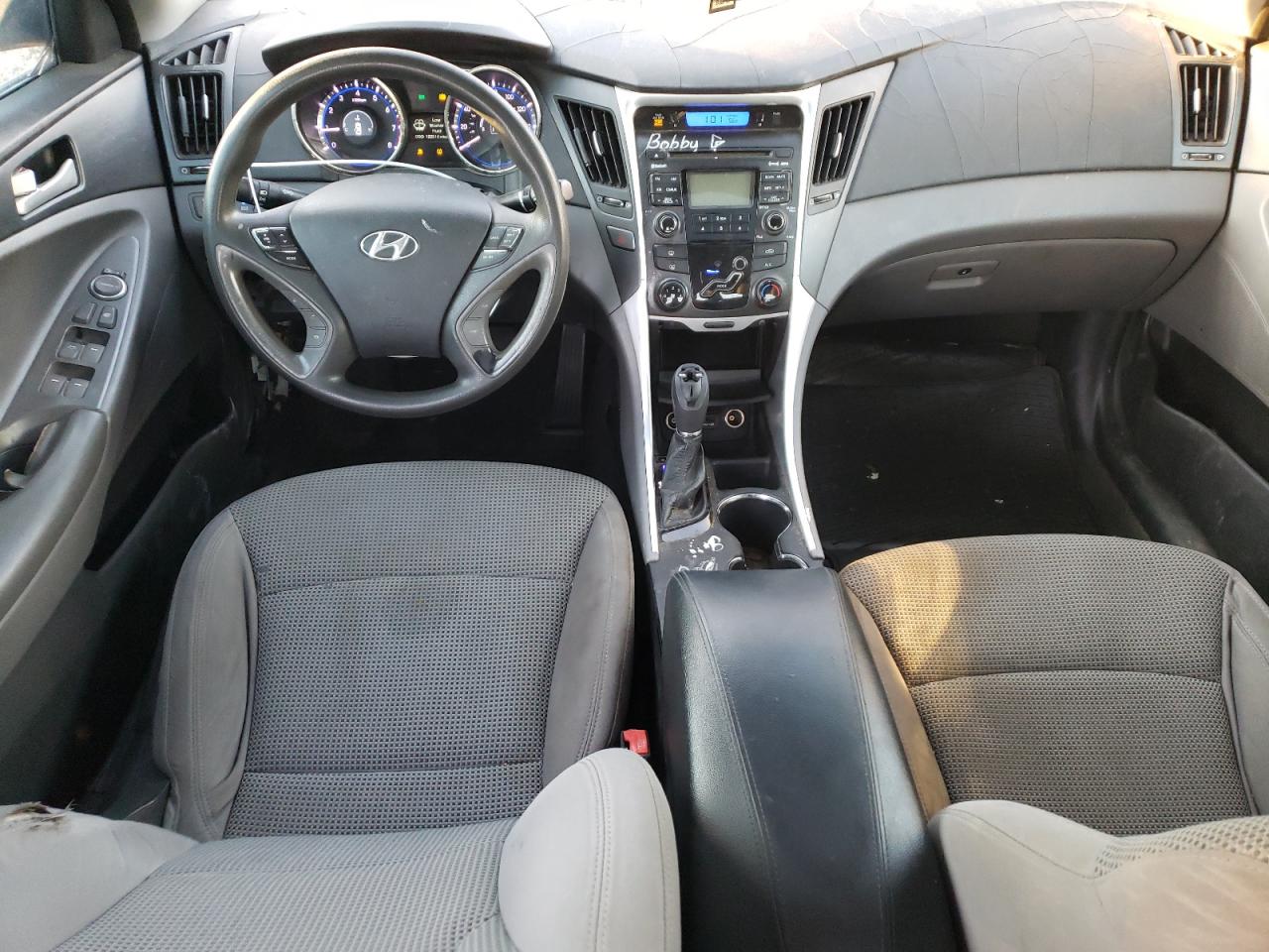 2011 Hyundai Sonata - Image 8