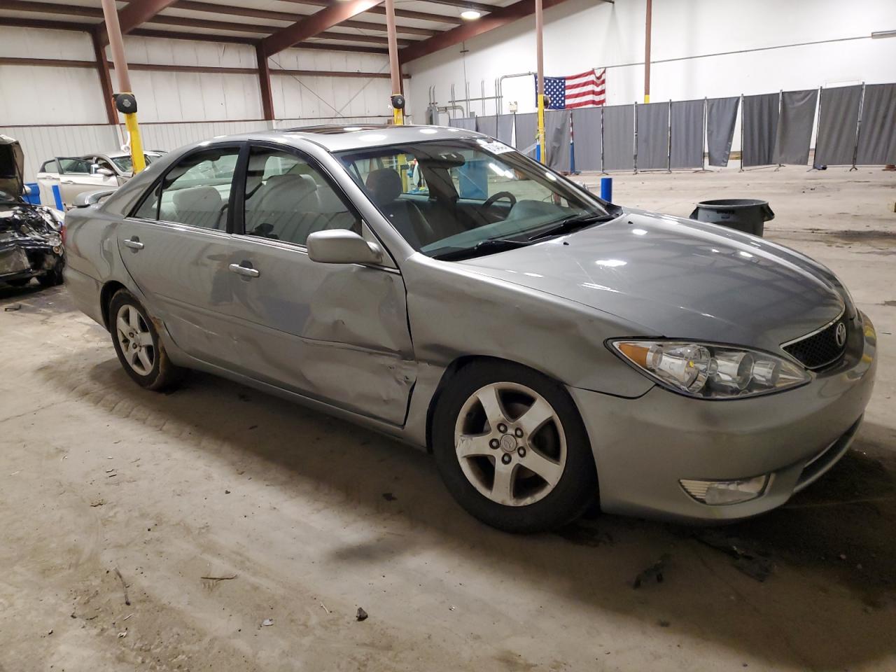 2006 Toyota Camry - Image 4