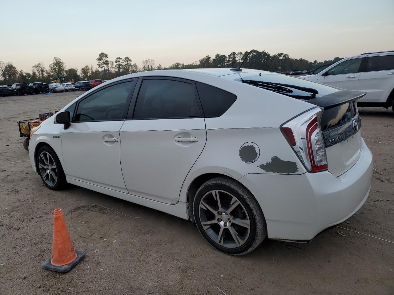 VIN JTDKN3DU3D5606376 2013 TOYOTA PRIUS no.2