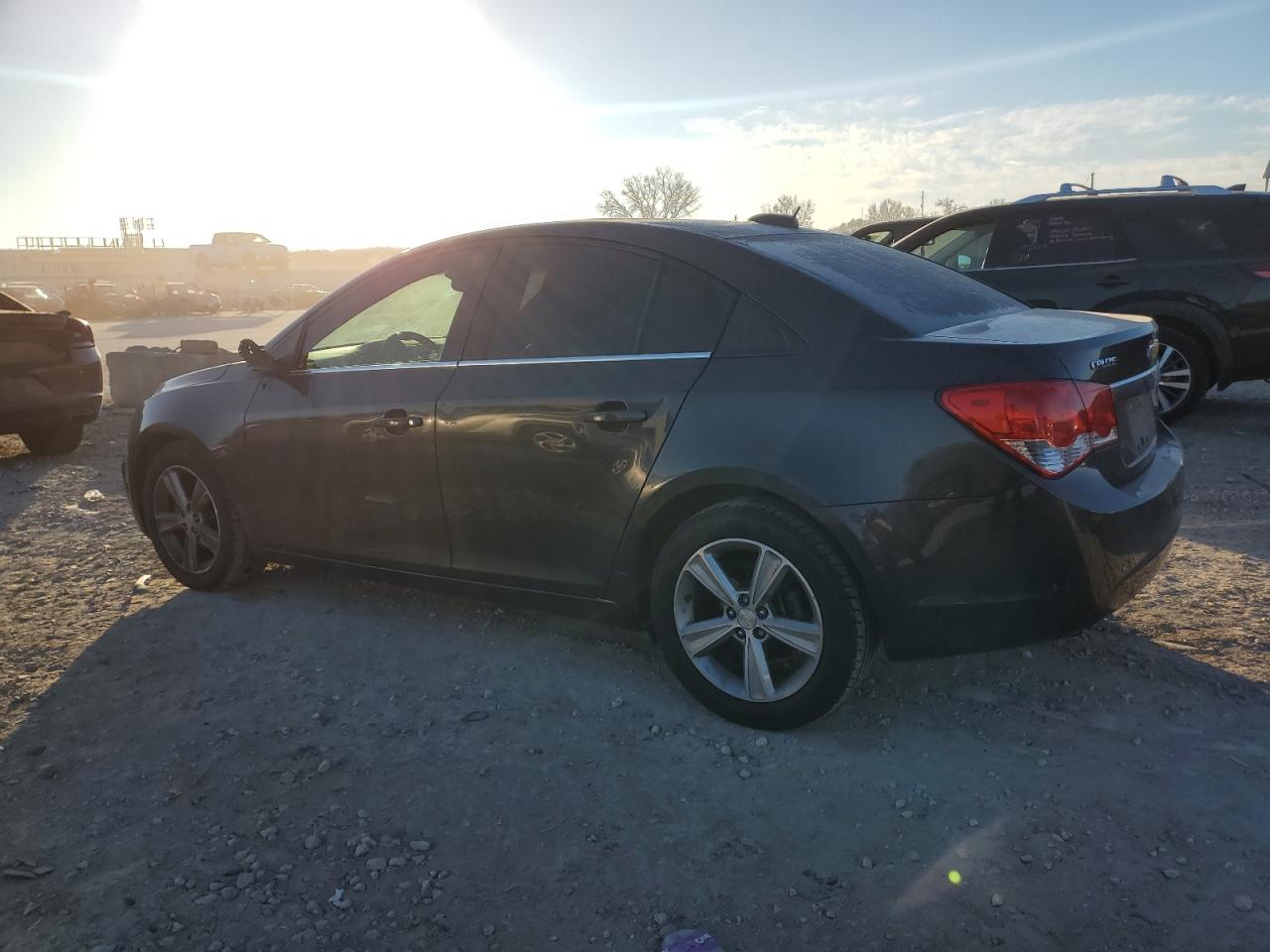 2015 Chevrolet Cruze - Image 2