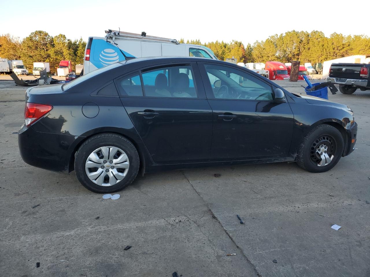 2014 Chevrolet Cruze - Image 3