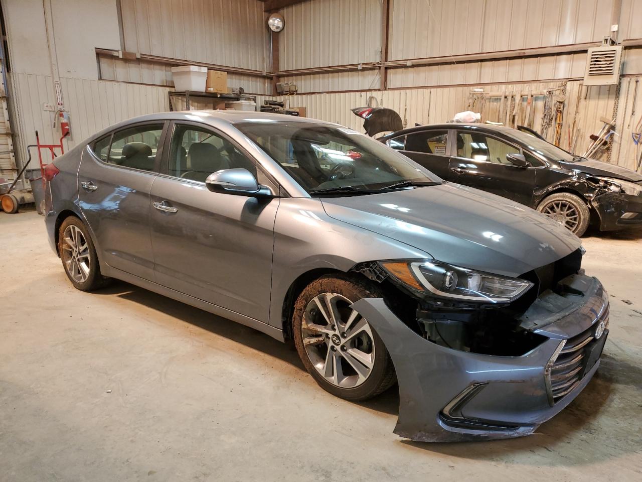 VIN KMHD84LF8HU151654 2017 HYUNDAI ELANTRA no.4