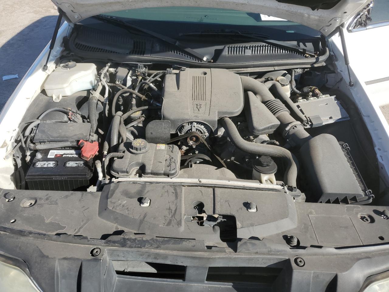 2010 Lincoln Town Car - Image 13