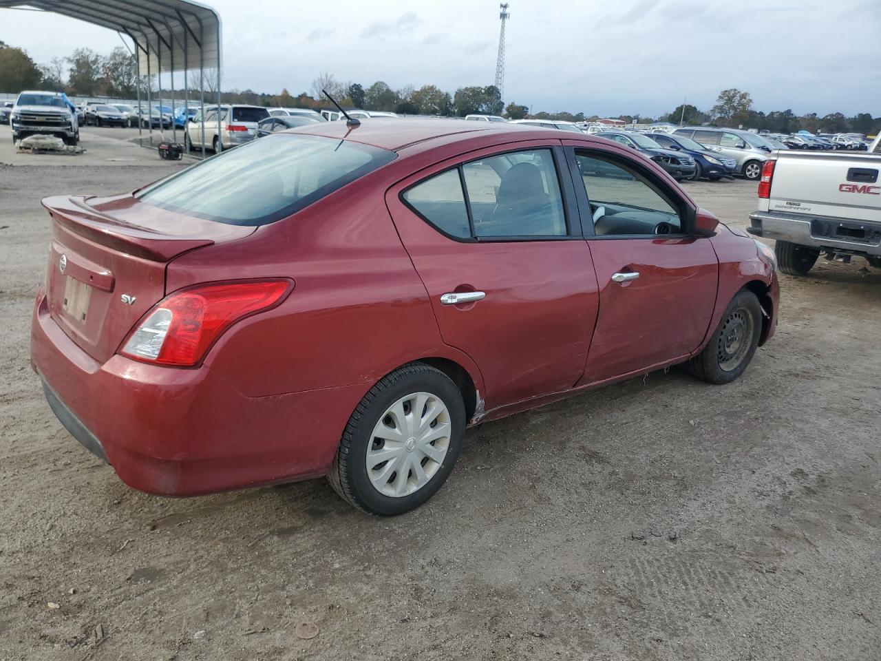 2019 Nissan Versa - Image 3