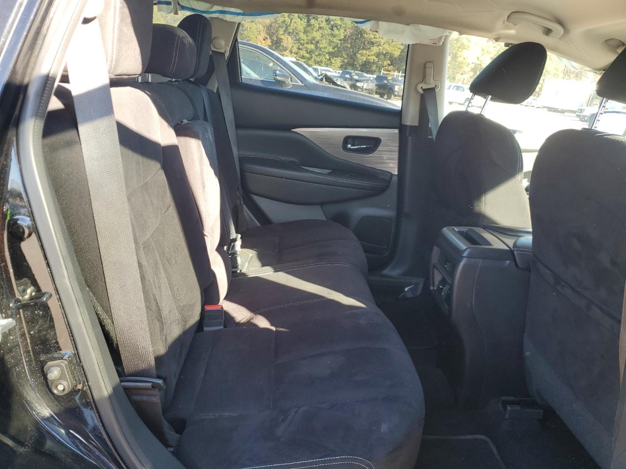 2018 Nissan Murano - Image 11