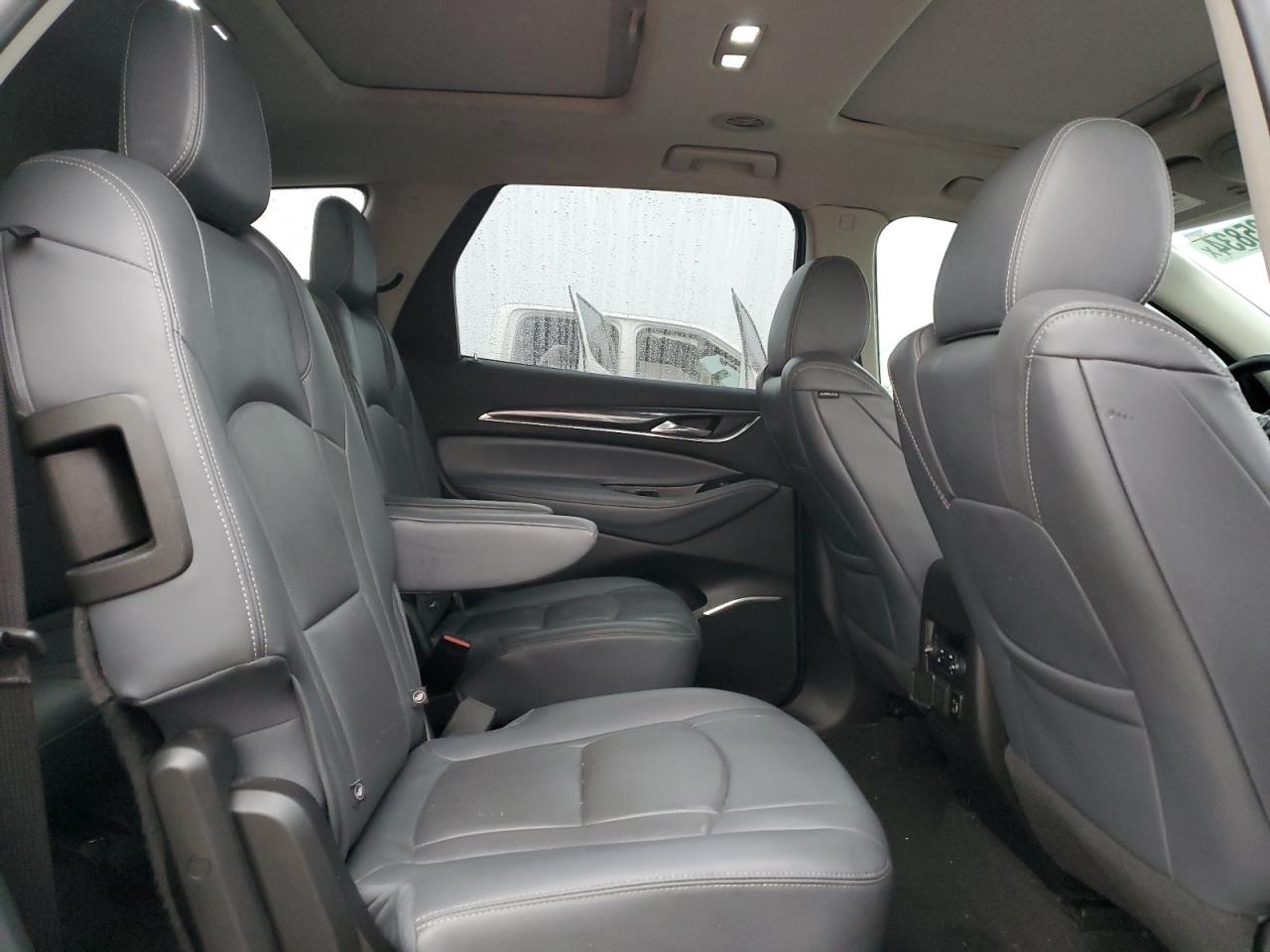 2018 Buick Enclave - Image 11