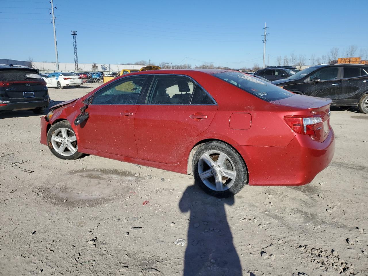 VIN 4T1BF1FK0DU671765 2013 TOYOTA CAMRY no.2