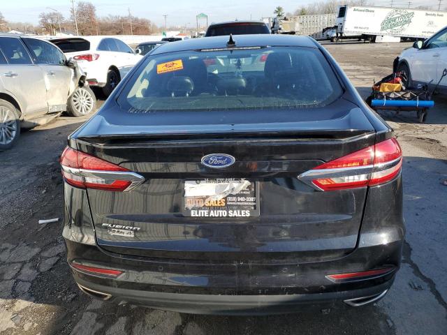  FORD FUSION 2019 Czarny