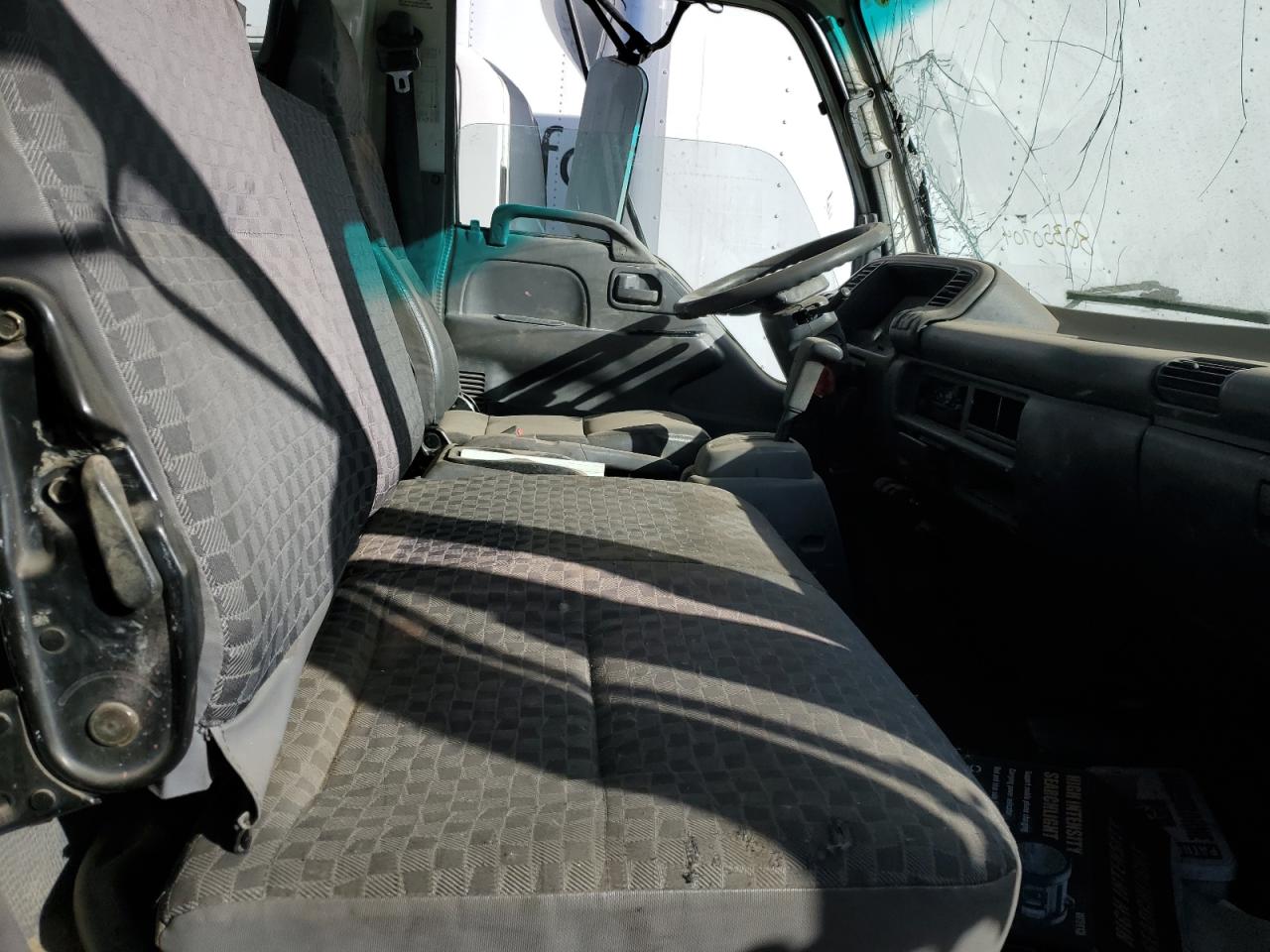 2006 Isuzu Npr VIN: 4KLB4B1U36J801938 Lot: 80350704