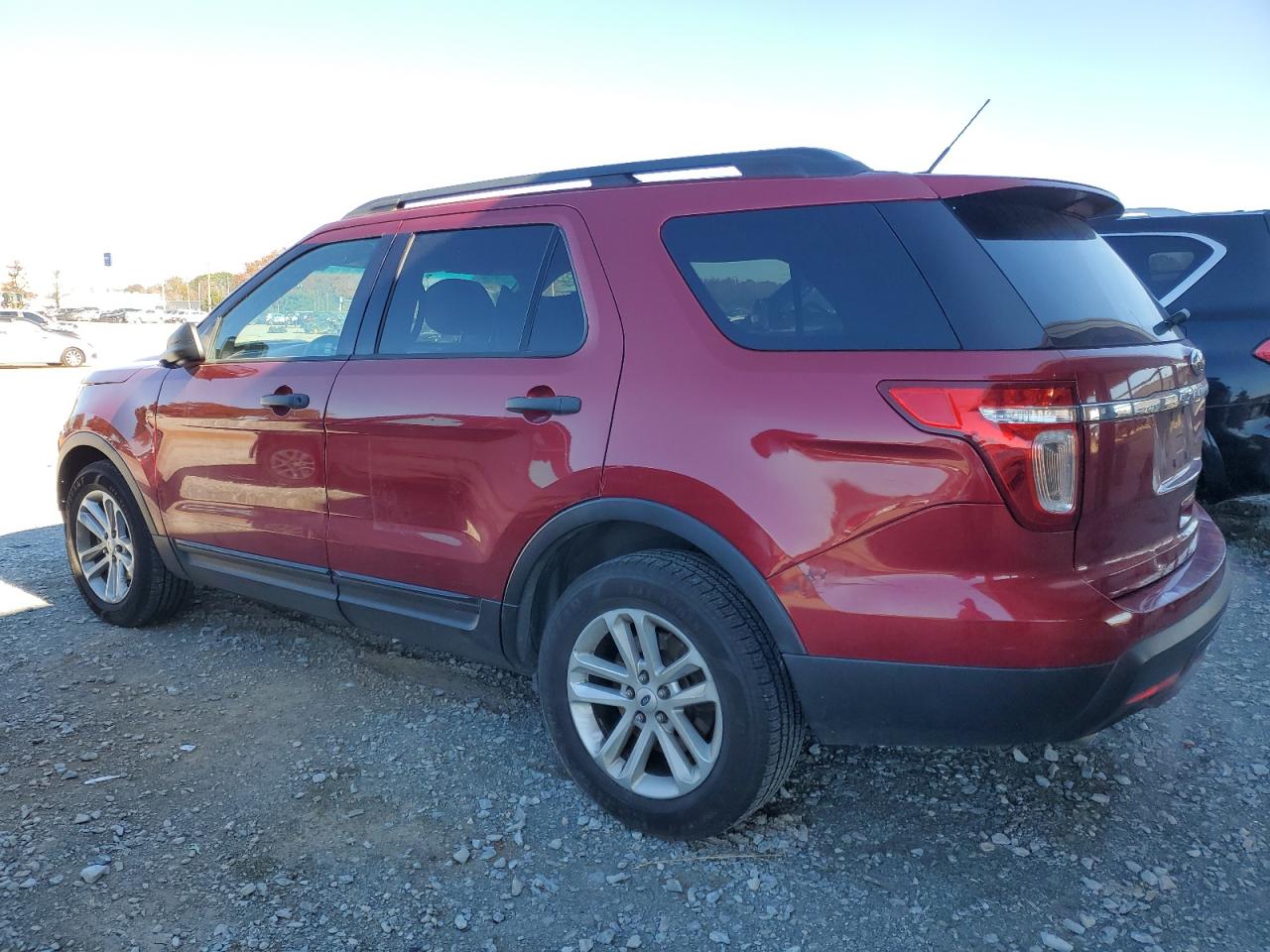 2015 Ford Explorer - Image 2