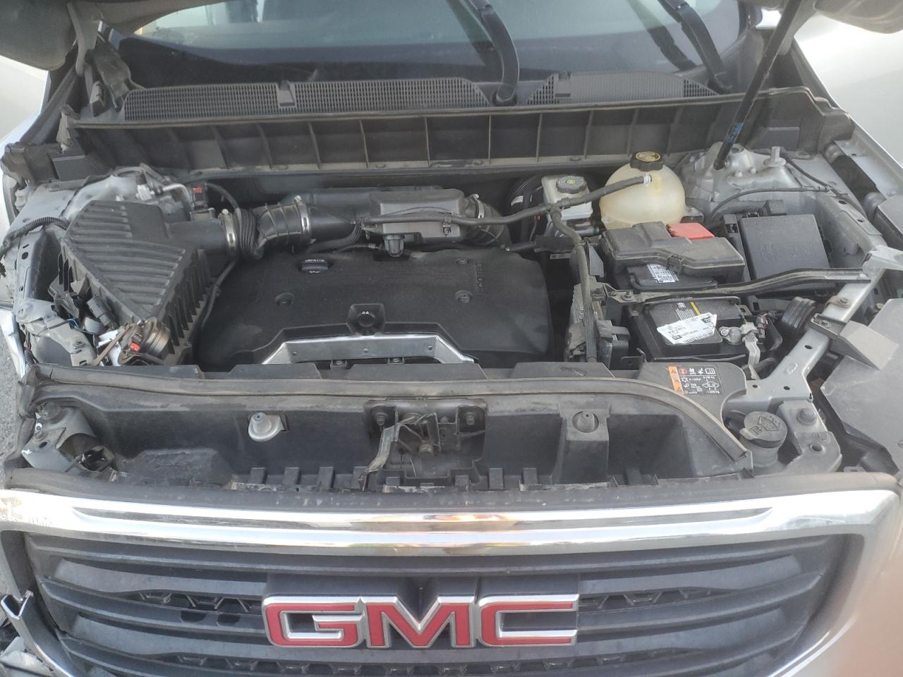 2019 GMC Acadia - Image 12