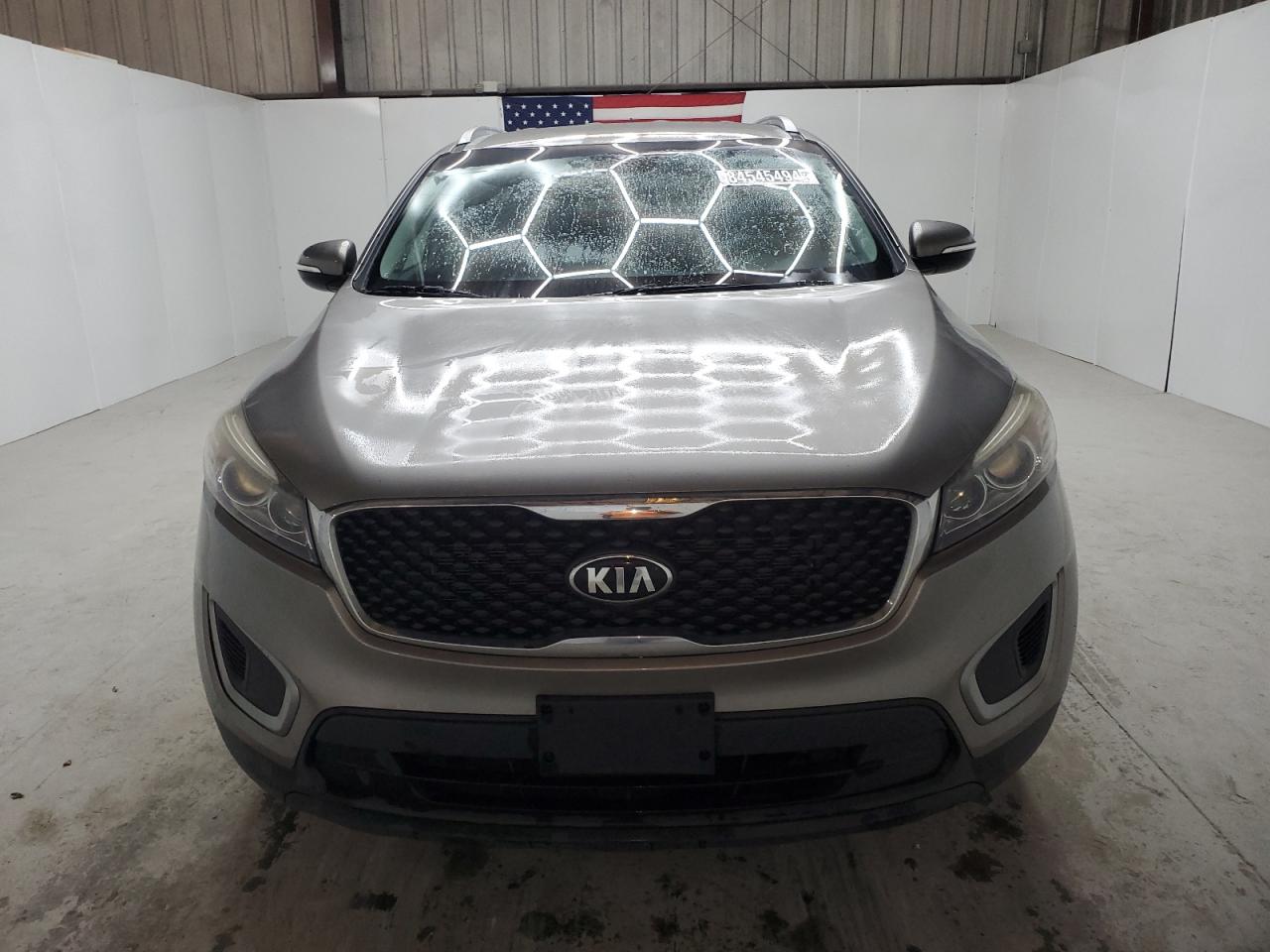 VIN 5XYPGDA53HG329342 2017 KIA SORENTO no.5