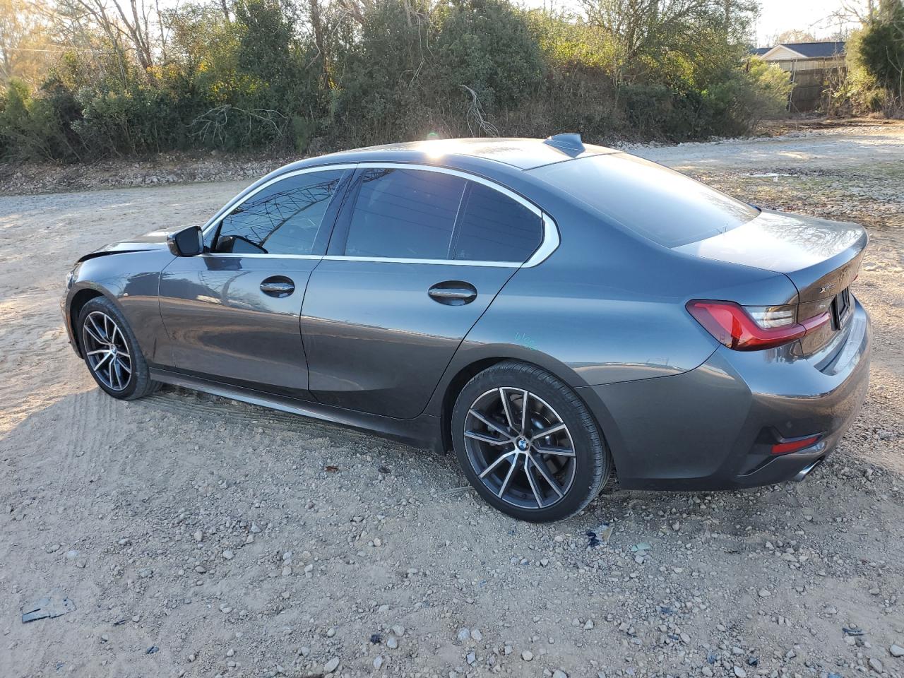 3MW5R7J04M8C00648 2021 BMW 3 SERIES - Image 2