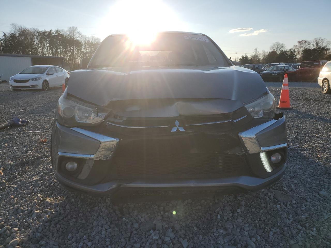 2018 Mitsubishi Outlander - Image 5