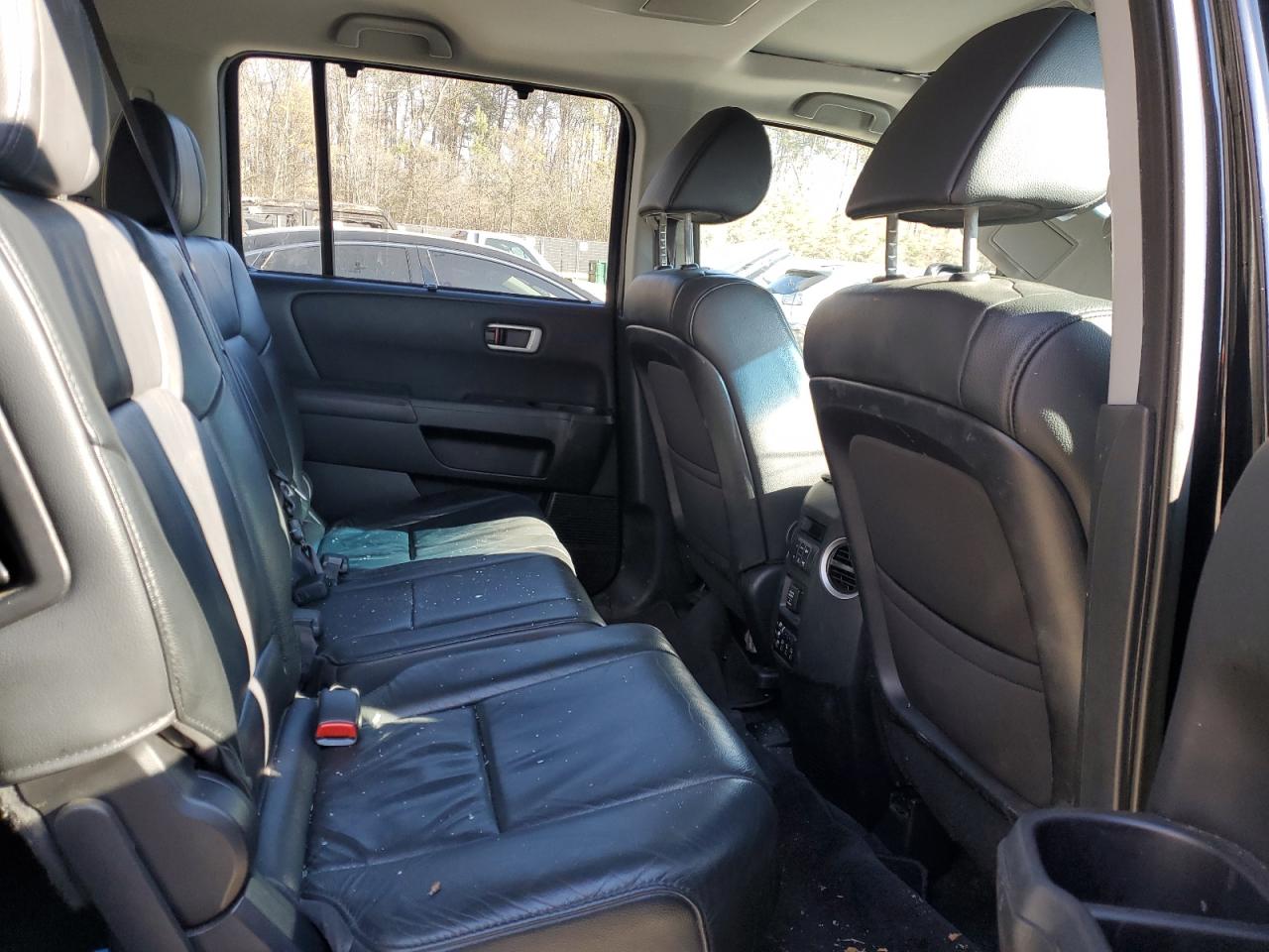 2014 Honda Pilot - Image 11