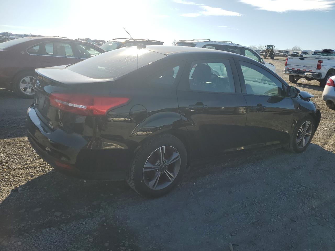 VIN 1FADP3FE9HL256476 2017 FORD FOCUS no.3