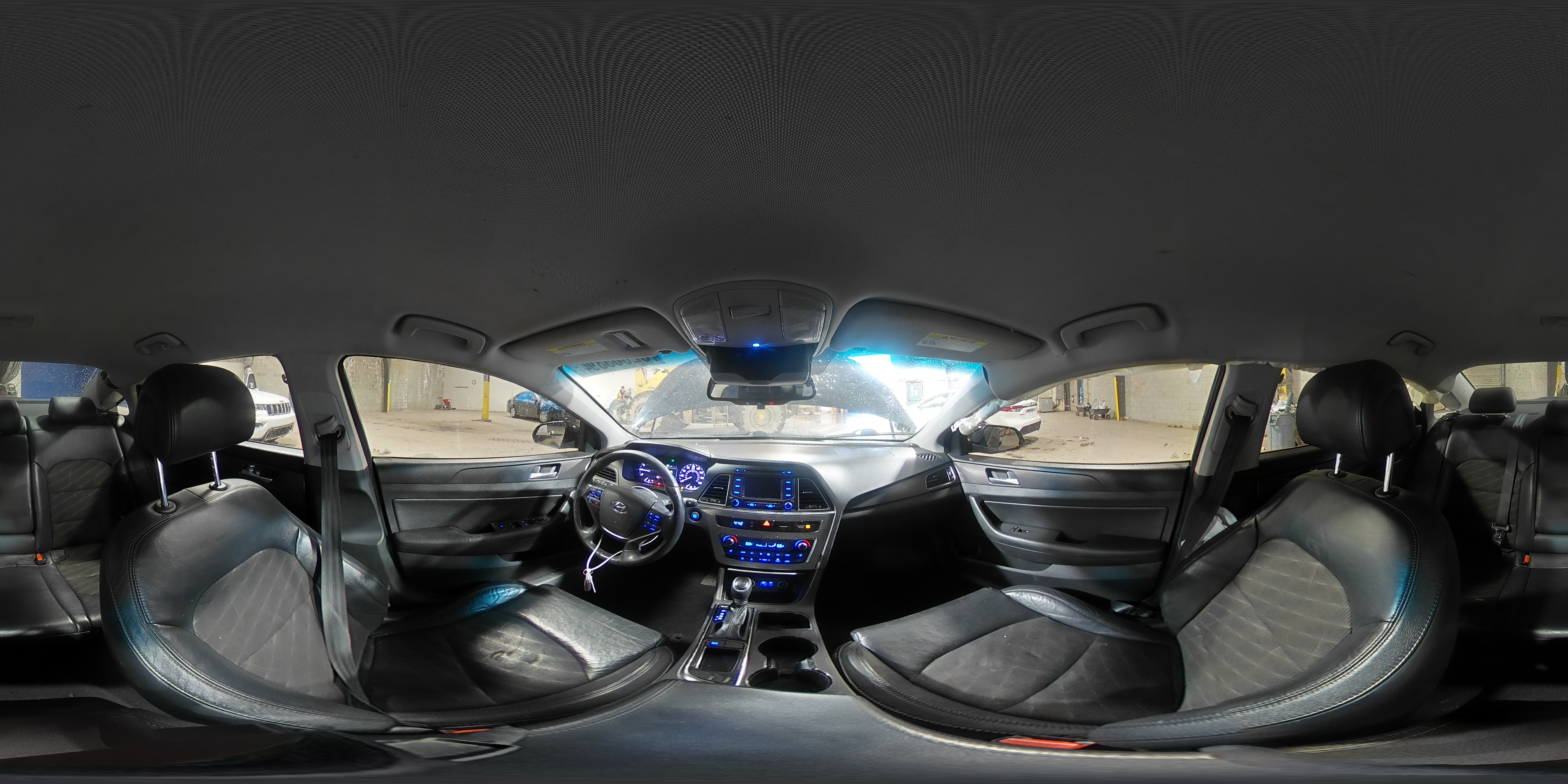 2015 Hyundai Sonata - Image 14