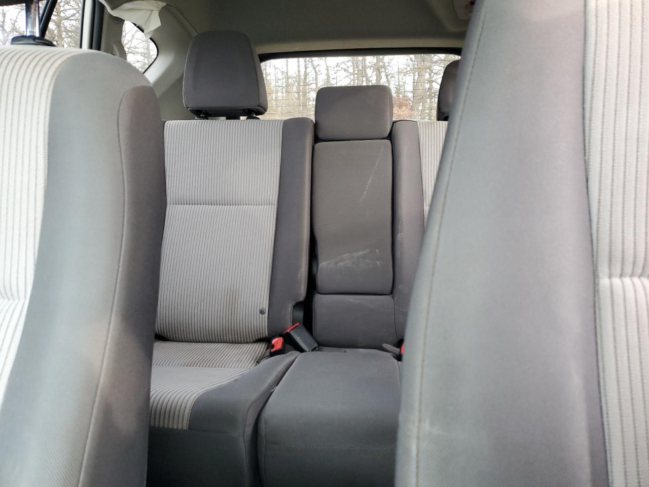 2015 Toyota RAV 4 - Image 10