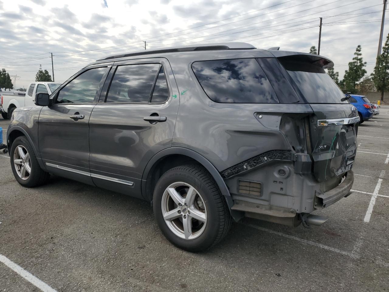 2017 Ford Explorer - Image 2