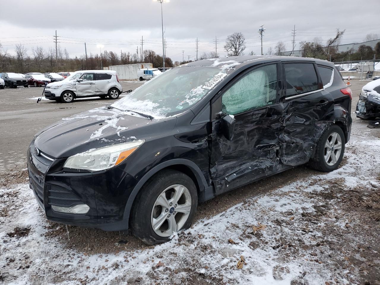 VIN 1FMCU0G71GUA27579 2016 FORD ESCAPE no.1