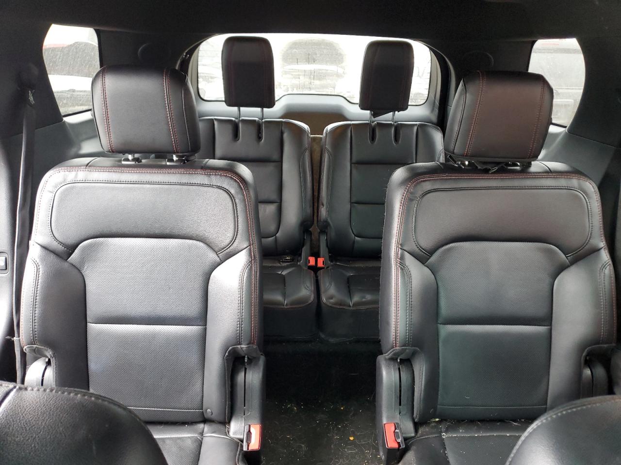 2017 Ford Explorer - Image 10