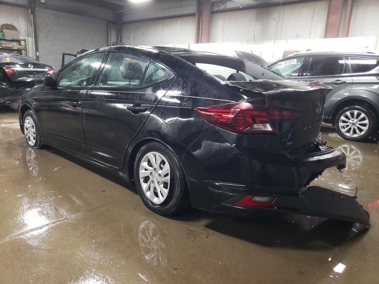 2019 Hyundai Elantra - Image 2