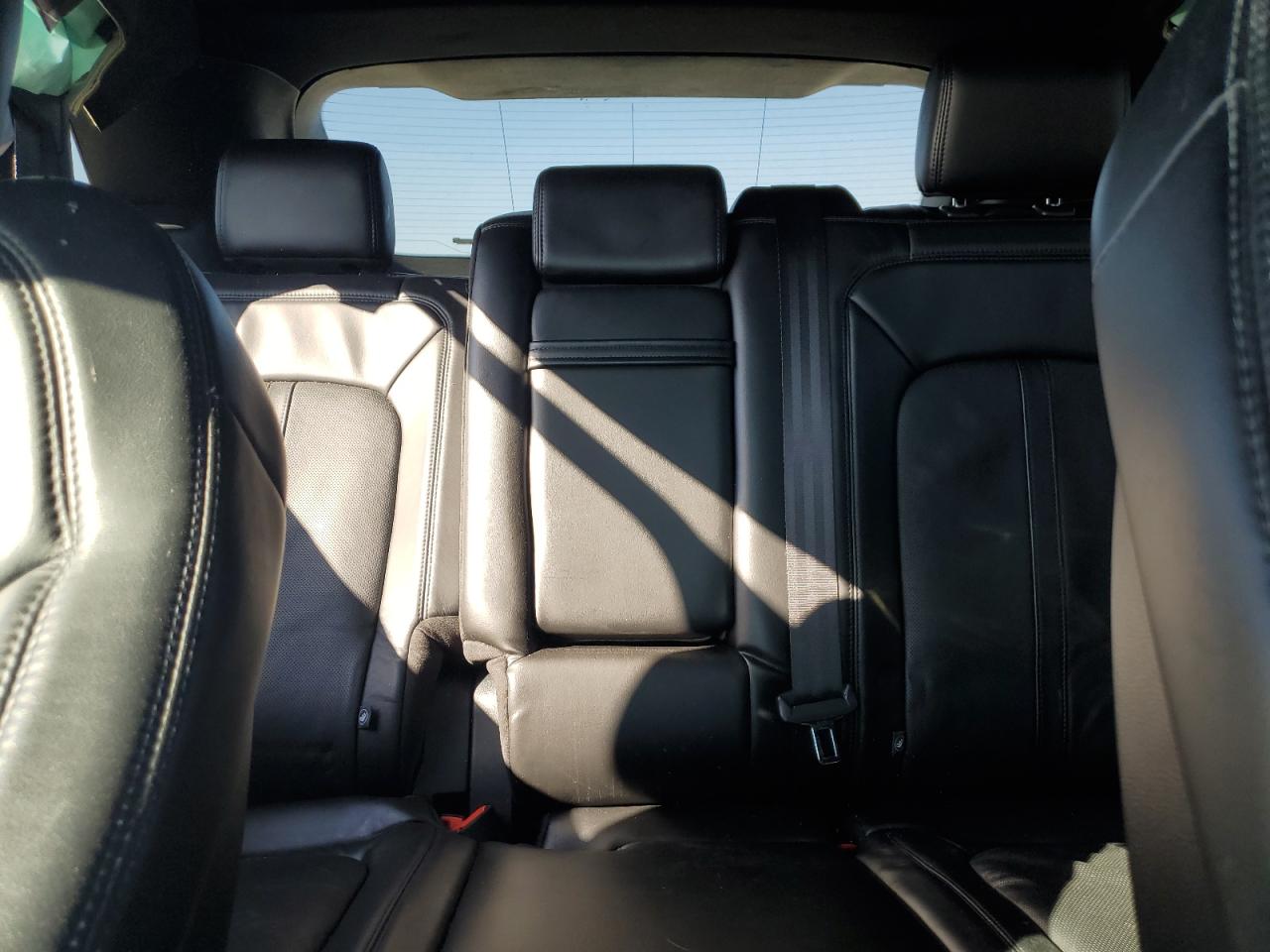 2016 Lincoln MKX - Image 10