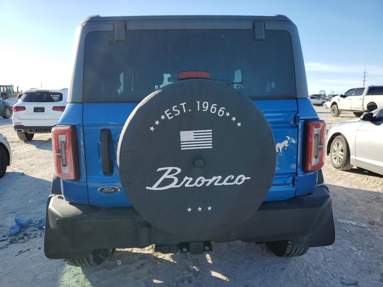 2021 Ford Bronco - Image 6