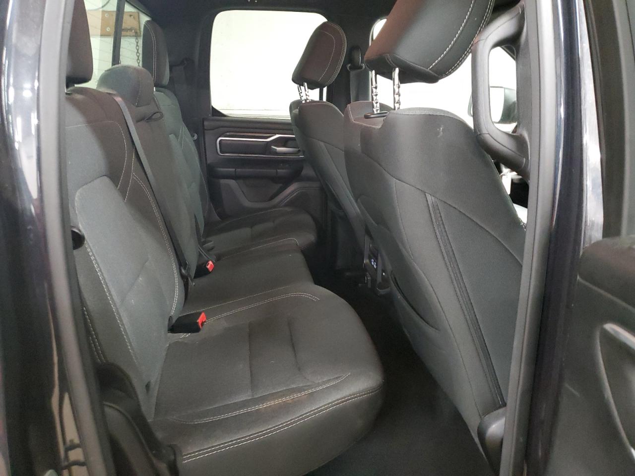 2021 RAM 1500 - Image 10