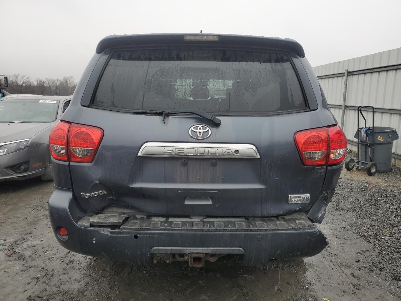 2010 Toyota Sequoia Limited VIN: 5TDJY5G11AS028204 Lot: 85012864