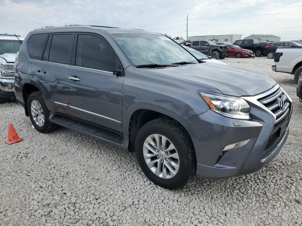 VIN JTJBM7FXXF5119709 2015 LEXUS GX no.4