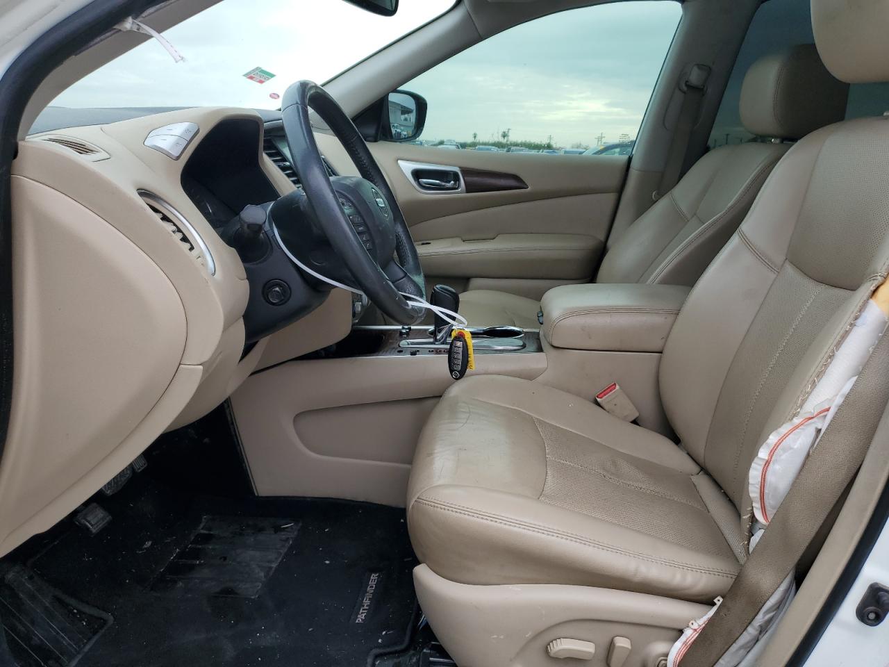 2017 Nissan Pathfinder - Image 7