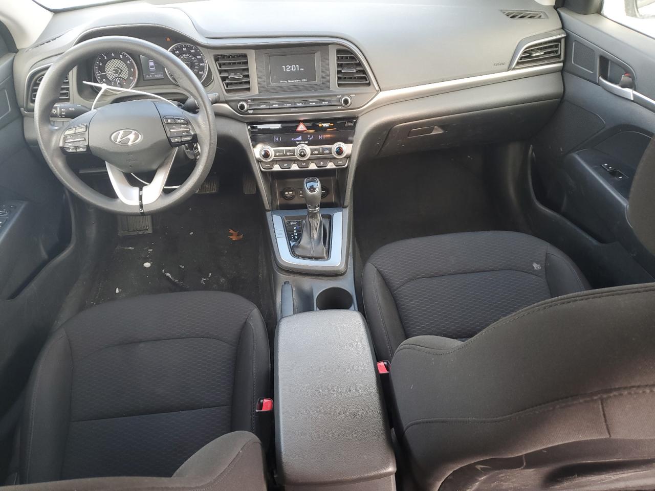 2020 Hyundai Elantra - Image 8