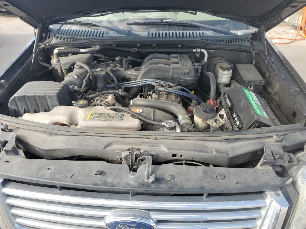 2010 Ford Explorer - Image 12