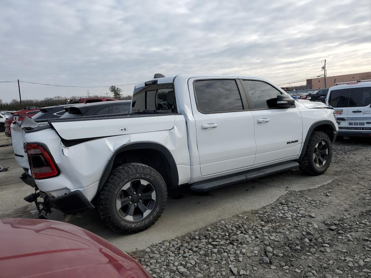 2021 RAM 1500 - Image 3