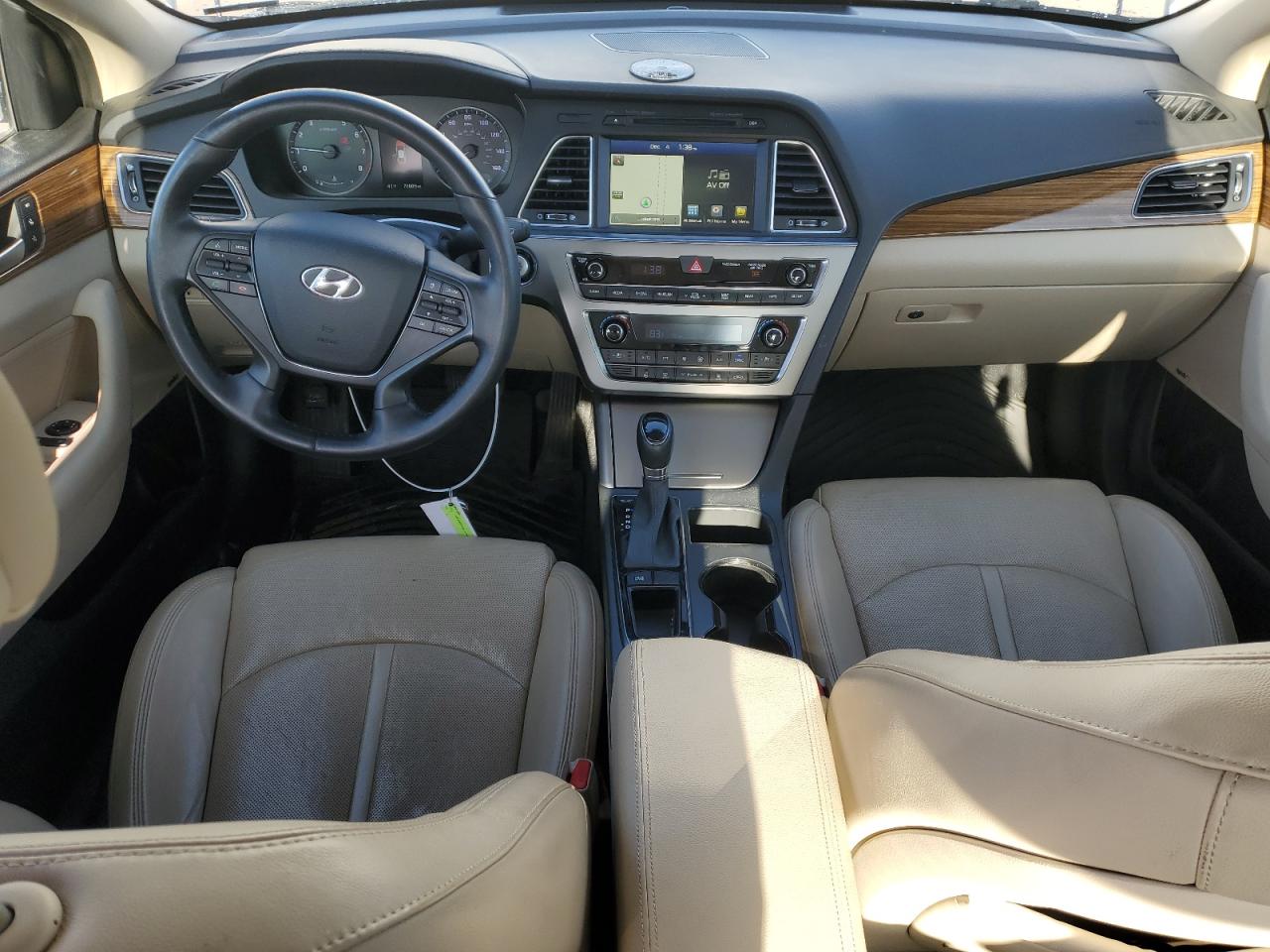 2015 Hyundai Sonata - Image 8