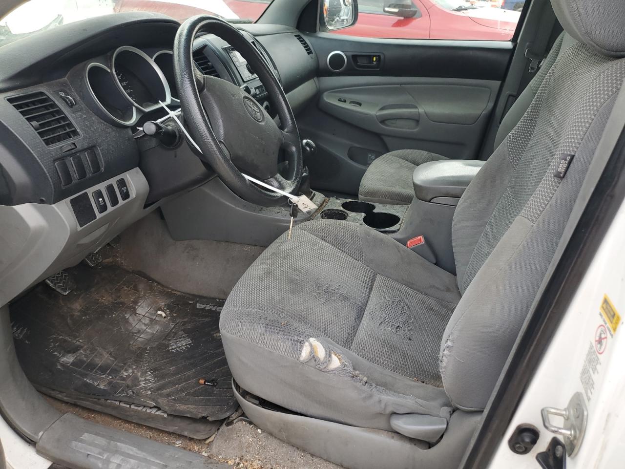 2010 Toyota Tacoma - Image 7