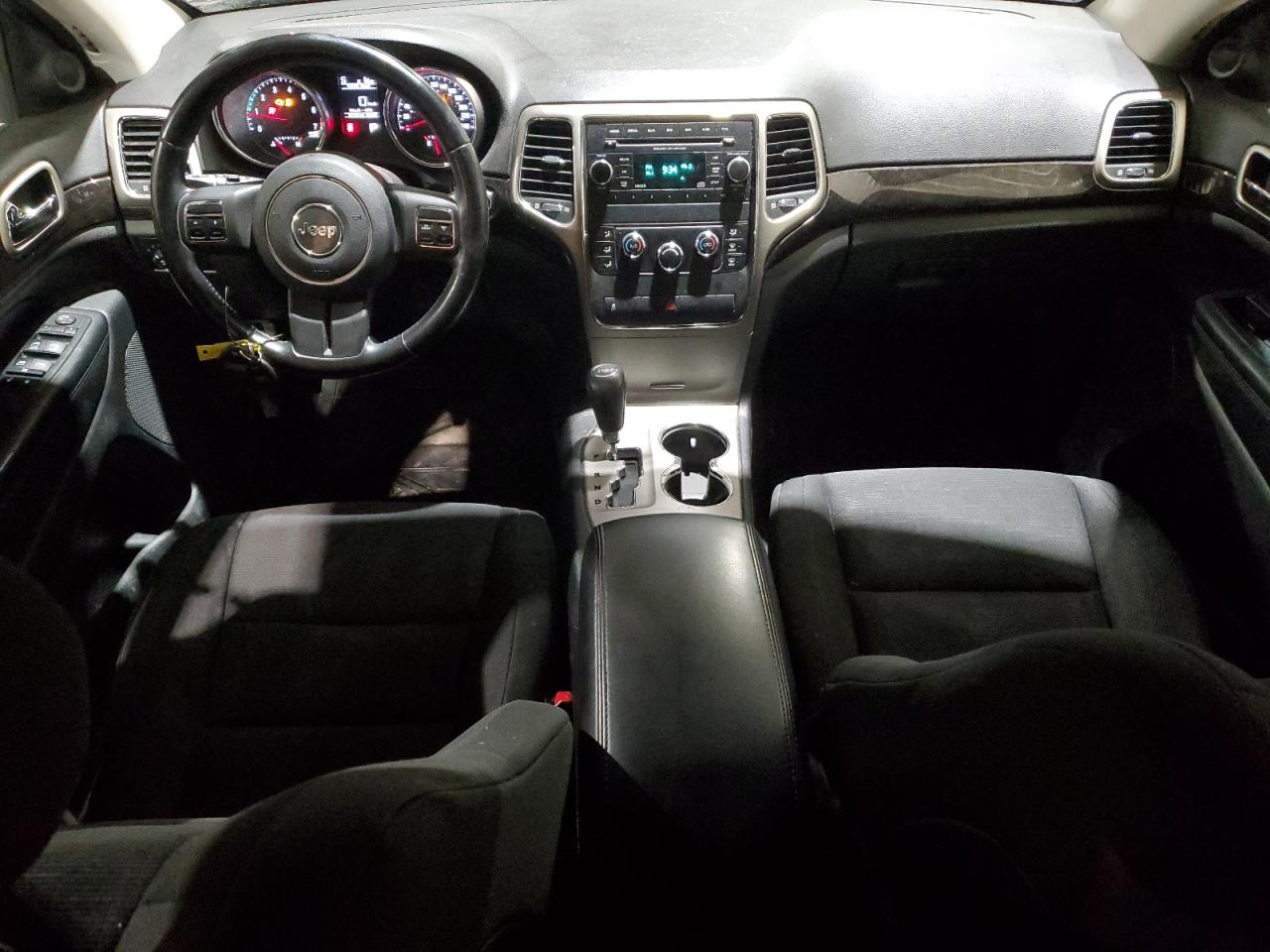 2012 Jeep Grand Cherokee - Image 8