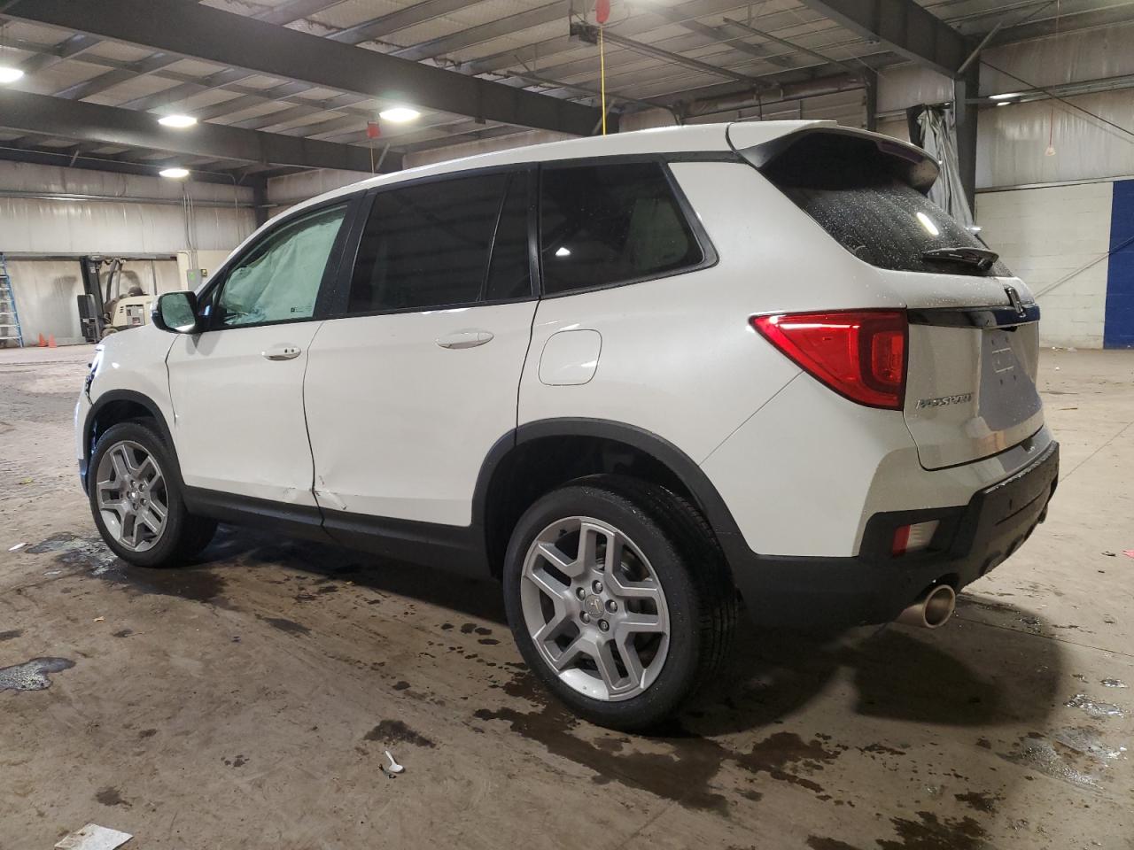2024 Honda Passport - Image 2