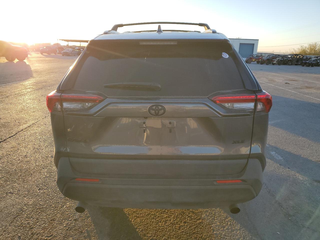 2024 Toyota RAV 4 - Image 6